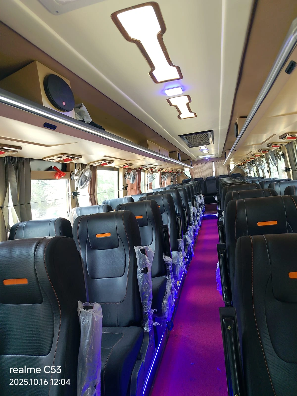 49 SEATER BUS ON RENT