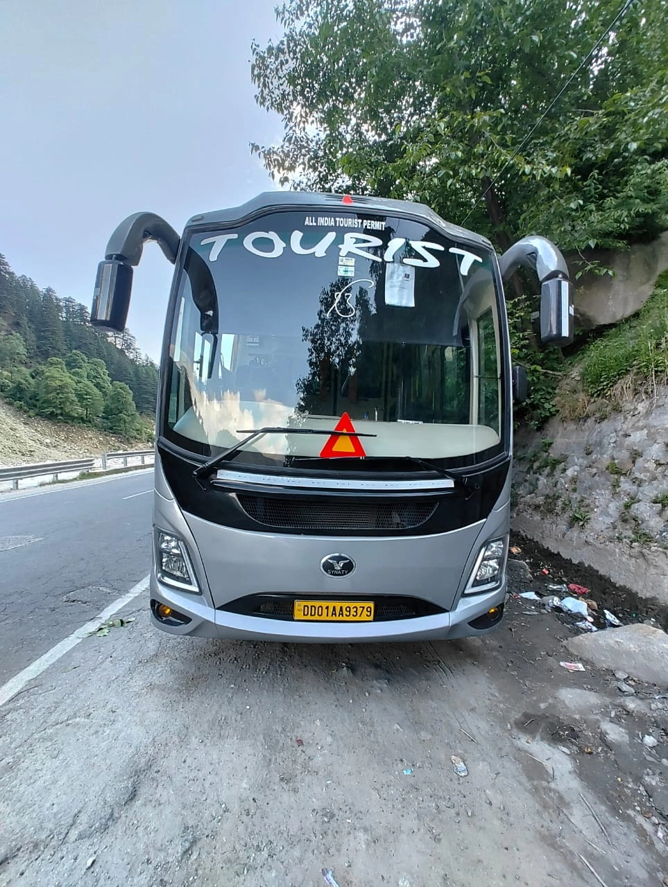 49 SEATER BUS ON RENT