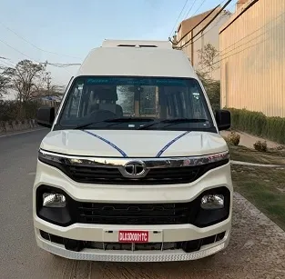 Tata Winger 9 Seater