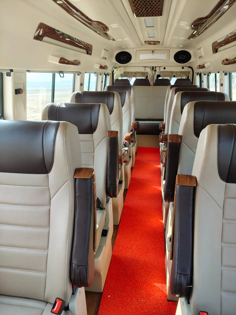 14 SEATER MAHARAJA TEMPO TRAVELLER