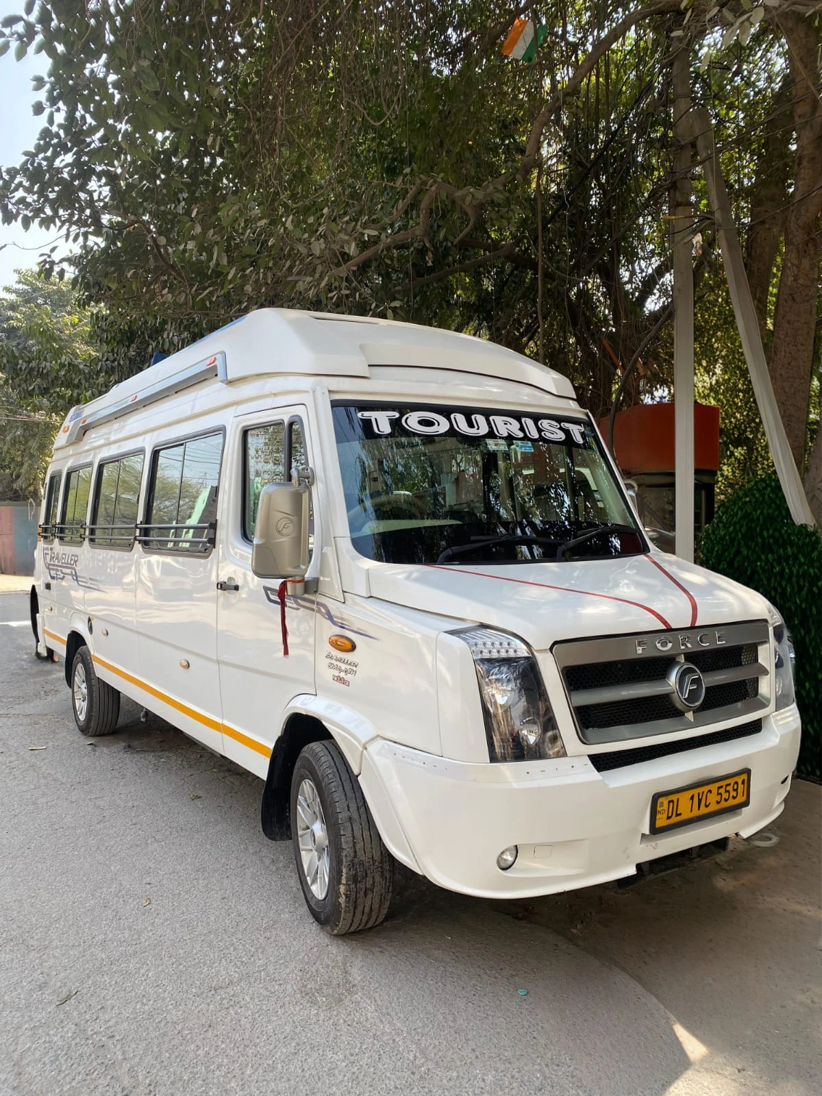 20 SEATER TEMPO TRAVELLER