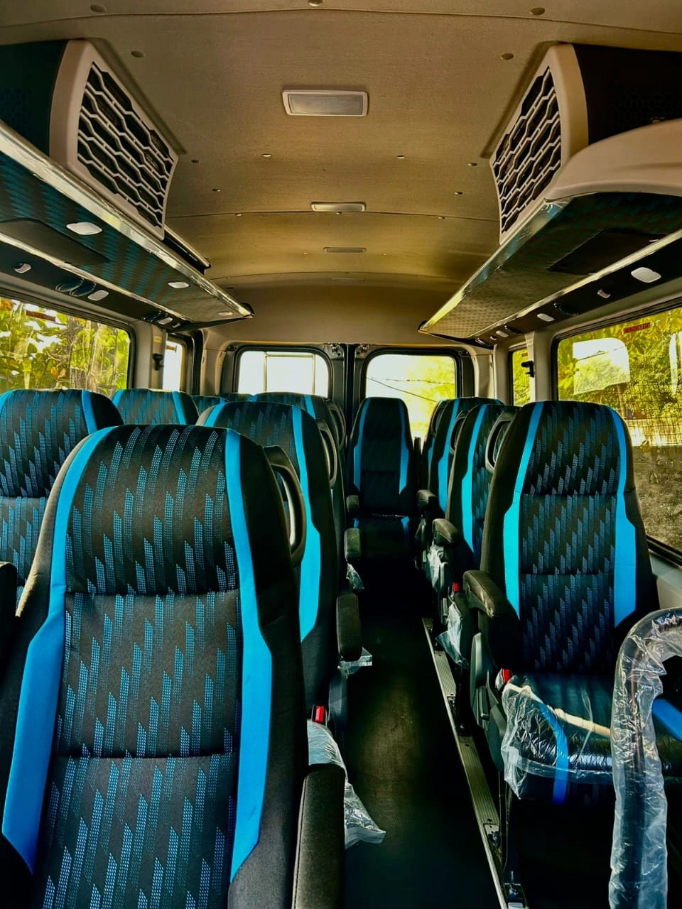 16 SEATER URBANIA ON RENT